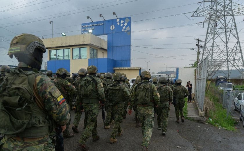 Referendo no Equador: maioria apoia endurecimento de medidas de segurança, aponta boca de urna