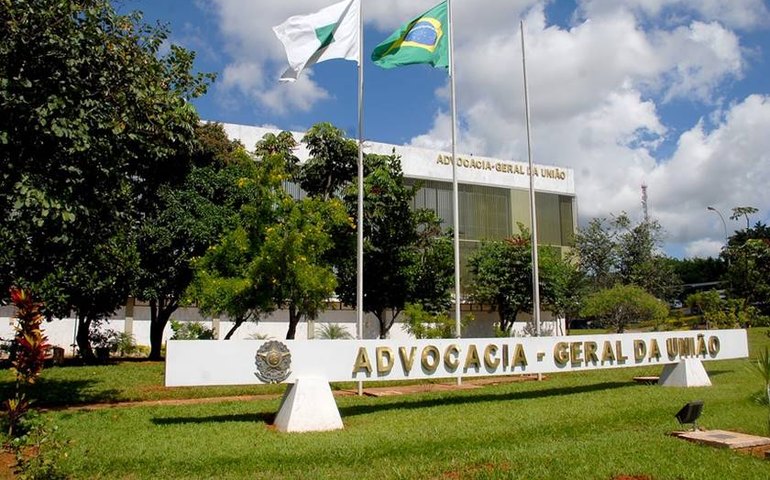 AGU afirma que Bolsonaro citou ‘PF’