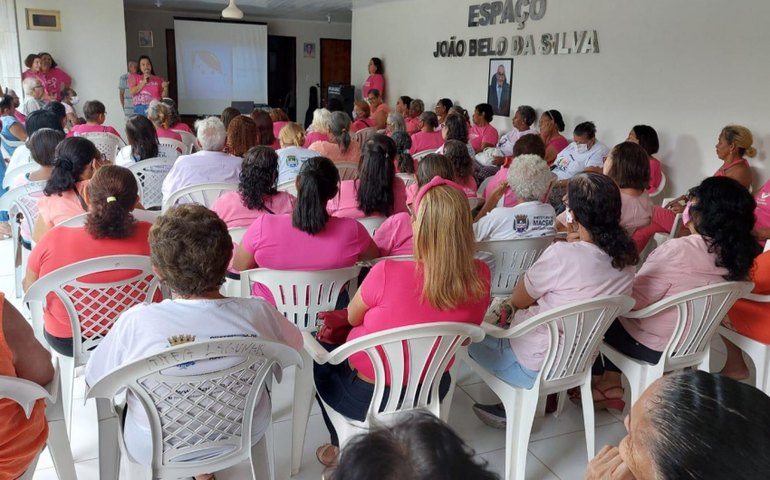 Usuárias do Serviço de Convivência participam de ações do Outubro Rosa