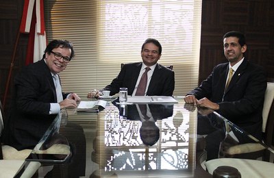 Tutmés Airan visita presidente da Assembleia Legislativa de Alagoas 