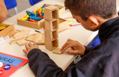 Educação inclusiva oportuniza o desenvolvimento social de estudantes com autismo