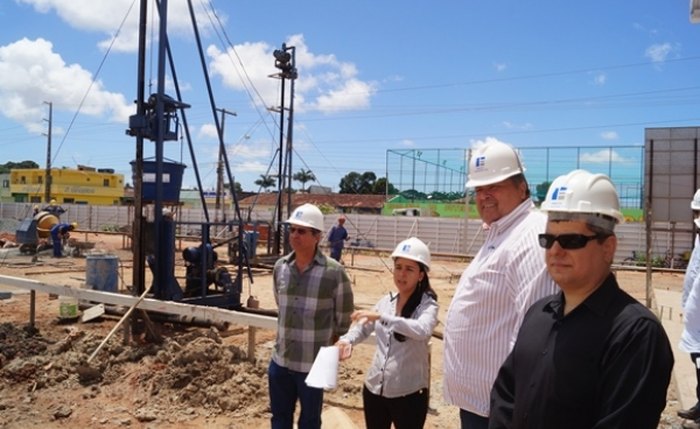 Secretário Lima Júnior e peritos durante visita nesta quarta-feira (22) às obras do novo IML de Maceió   (Ascom Perícia e SSP)