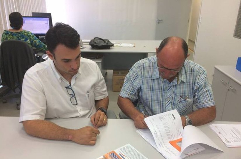 Prefeito Eduardo Pedrosa regulariza a situação de alguns convênios de União