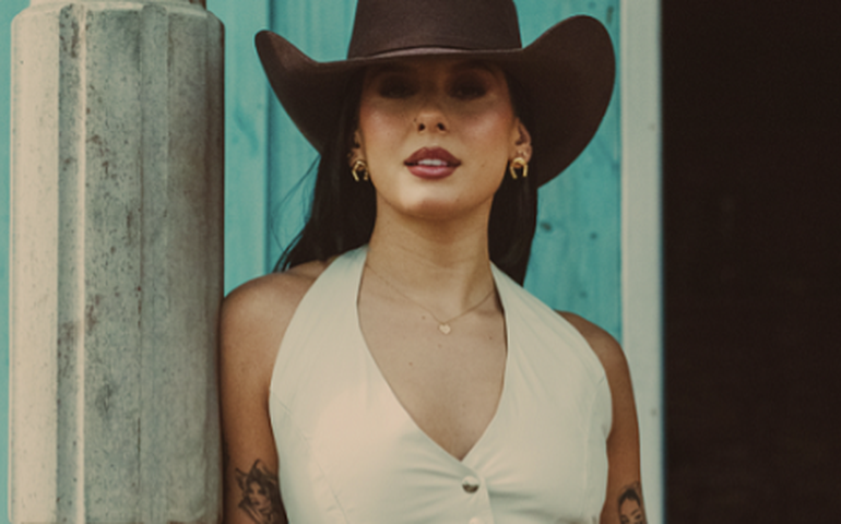 Ana promove “Rodeio no Texas”, faixa de seu novo disco