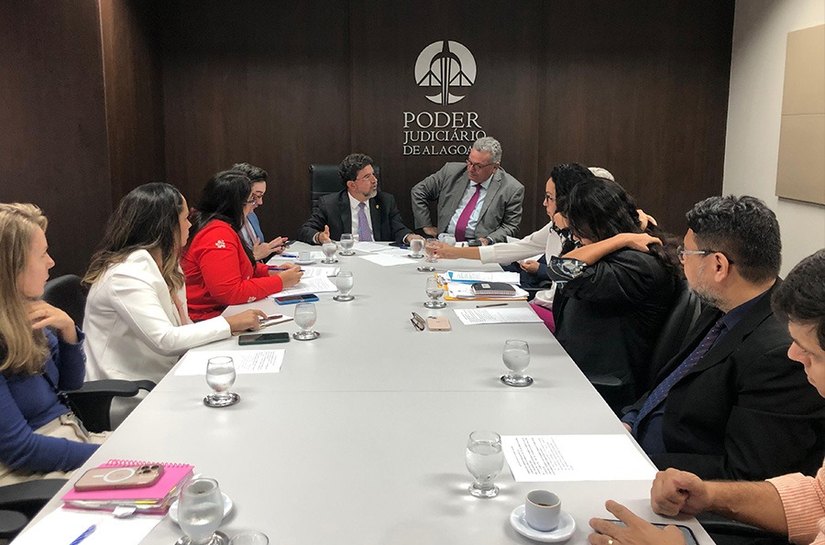 Desembargador Carlos Cavalcanti discute integração do Banco Nacional de Precedentes ao SAJ