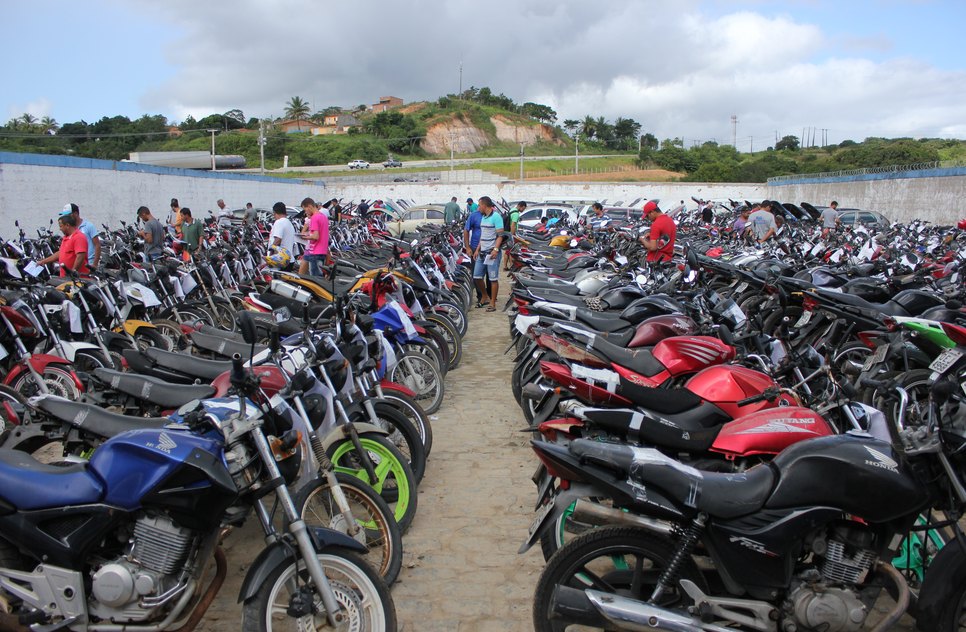DETRAN LEILÃO