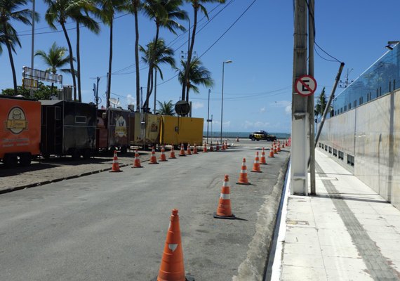 Departamento de Trânsito altera sentido de trecho em rua na Ponta Verde