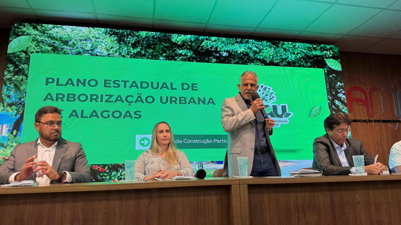 Alagoas inicia construção do Plano Estadual de Arborização Urbana e mobiliza municípios para cidades mais verdes
