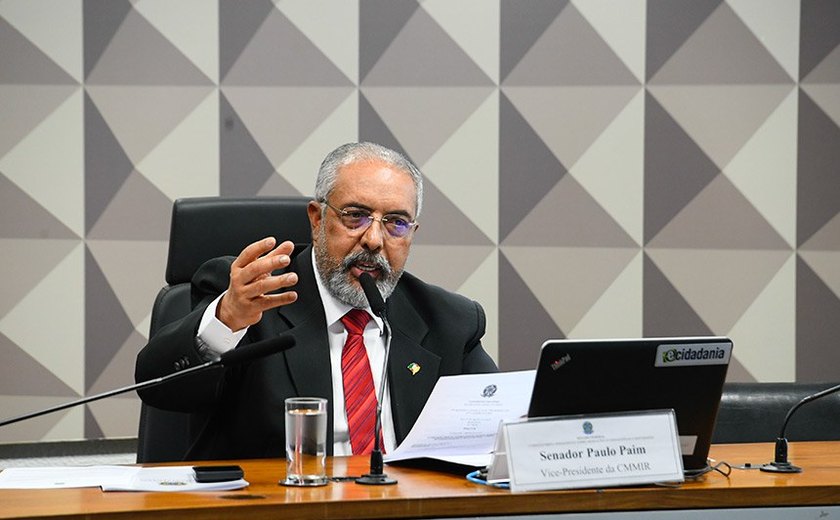 Comissão mista vai debater criação de política nacional para deslocados internos