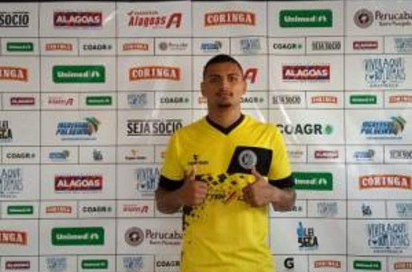 Atacante Lessinho é o novo reforço para o ataque alvinegro