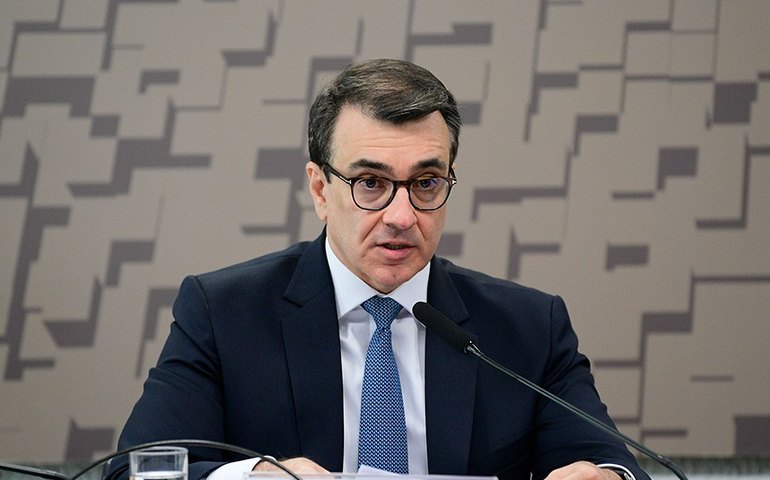 CRE aprova Carlos Alberto Franco França para embaixada no Canadá