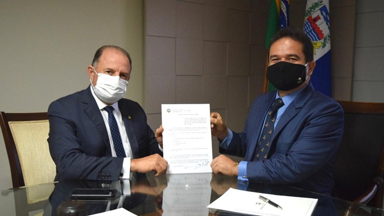 Mesa Diretora promulga Emenda Constitucional transformando agentes penitenciários em policiais penais