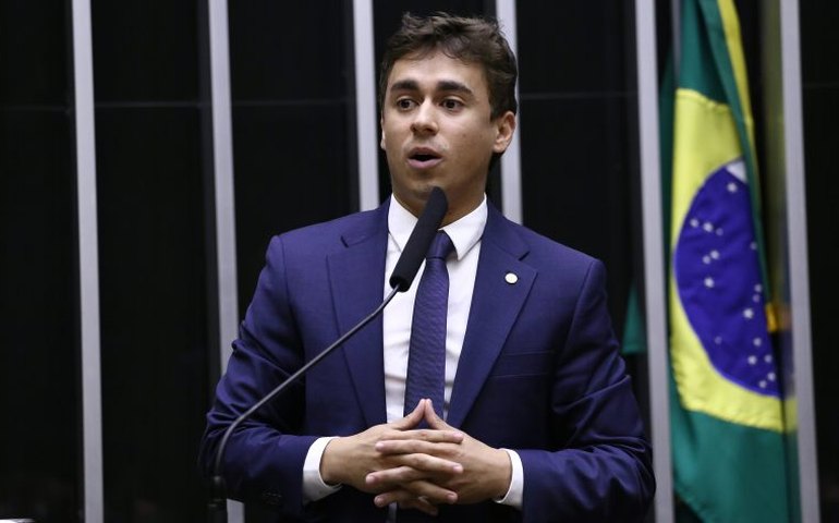 Nikolas vota errado em MP de Lula e é cobrado pelo MBL