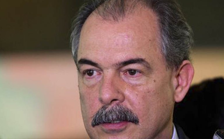 Aloizio Mercadante é cotado para presidir BNDES no governo Lula