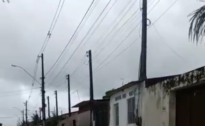 Conjunto Tavares Granja alagado desde quarta-feira Conjunto Tavares Granja alagado desde quarta-feira