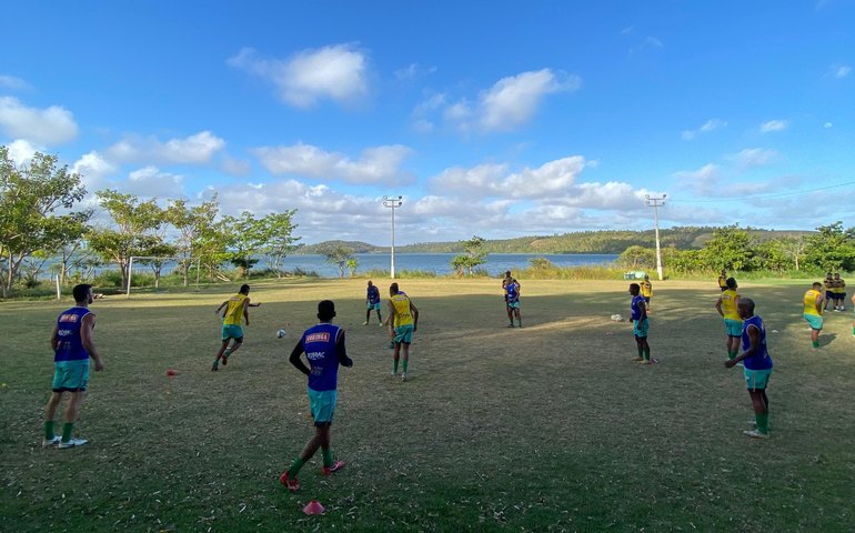 Coruripe anuncia mais três contratações para a temporada 2025