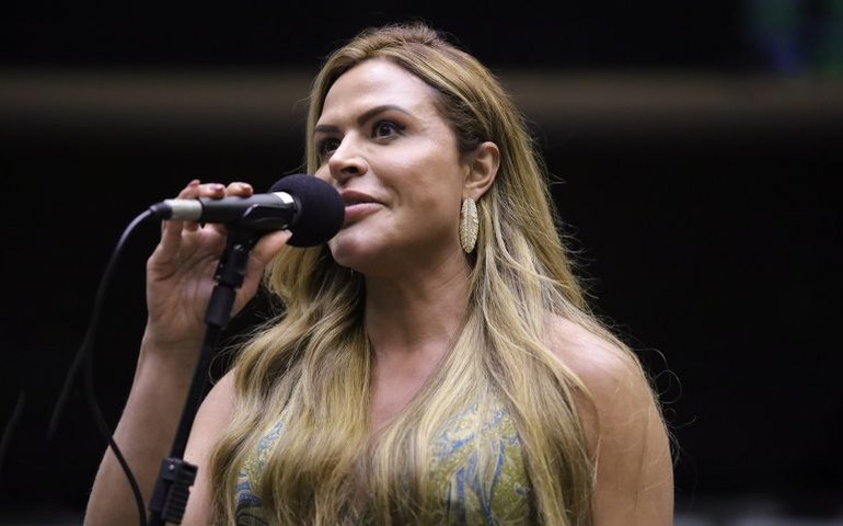 Projeto proíbe bacharéis de Direito condenados por violência contra mulher de se inscreverem na OAB