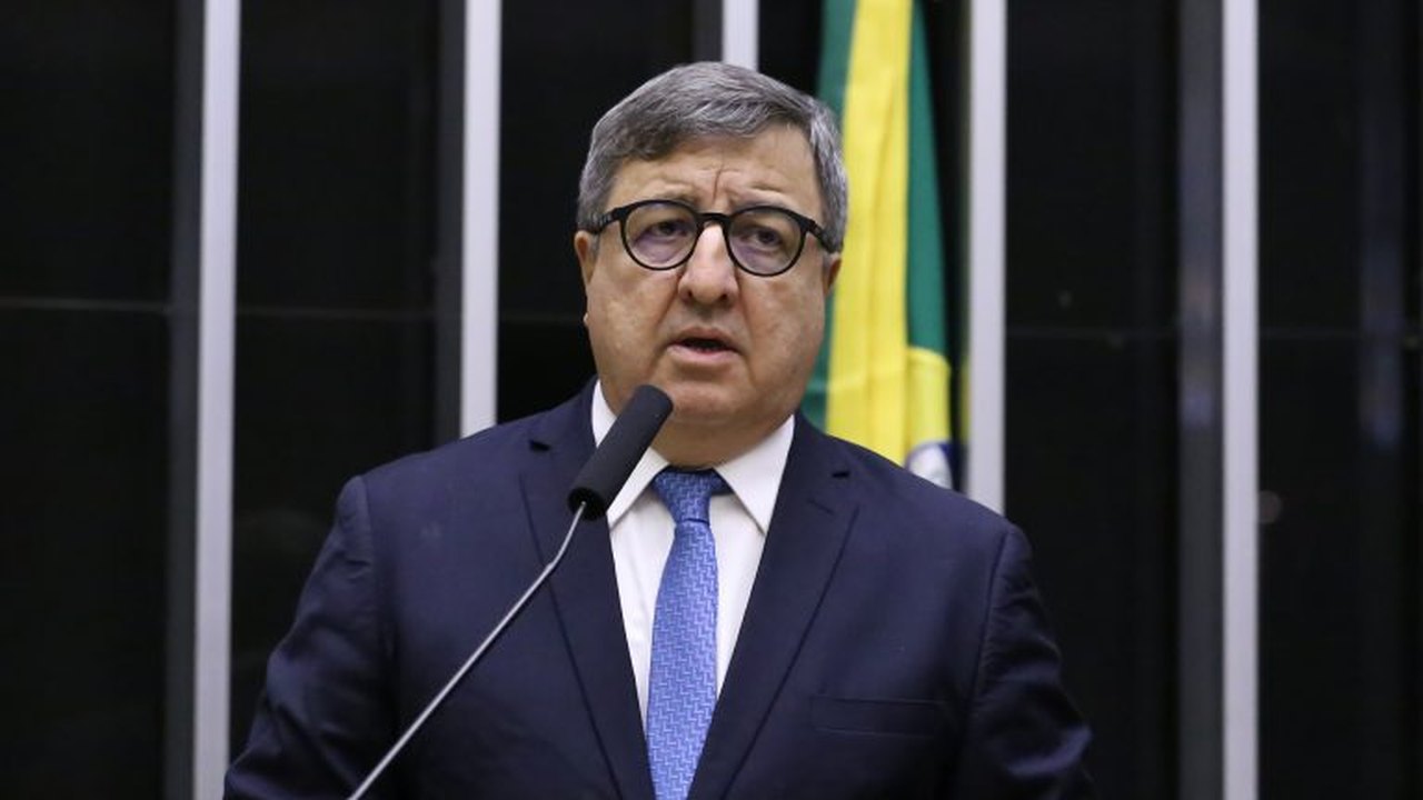 Deputado Danilo Forte sofre infarto e passa por procedimento médico de urgência no Ceará
