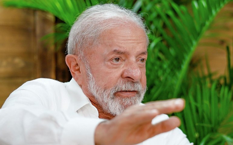 Datafolha mostra Lula em empate técnico e atrás de Flávio Bolsonaro pela 1ª vez no 2º turno