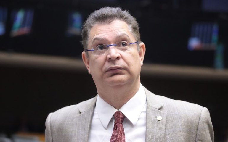 Líder do PL insiste em equiparar facções criminosas ao terrorismo em projeto de lei