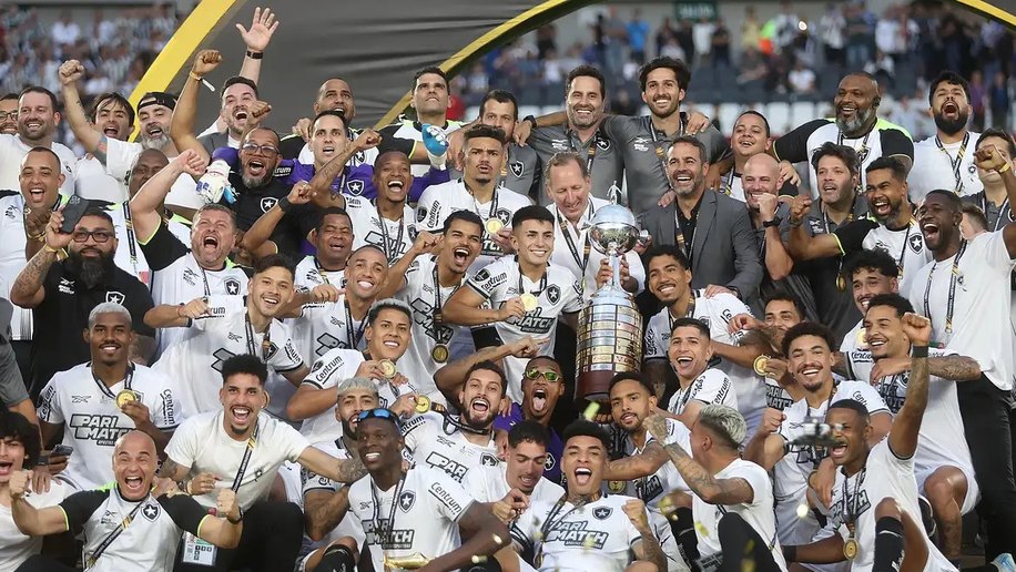 Retrospectiva: 2024, o ano do Botafogo