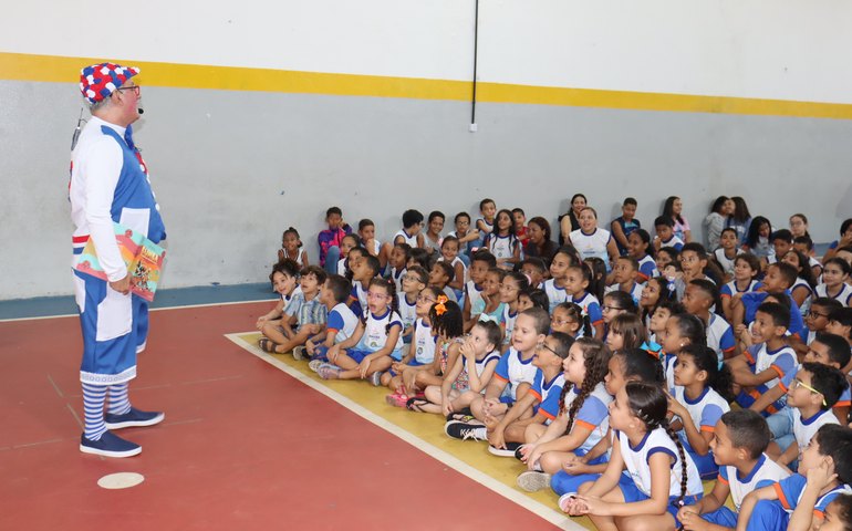 Pré-jornada Sesc de Literatura antecipa encontros literários em escolas públicas de Maceió