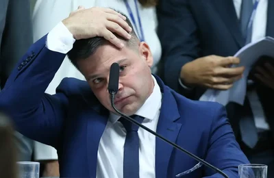 Moraes determina cassação da aposentadoria de ex-diretor da PRF