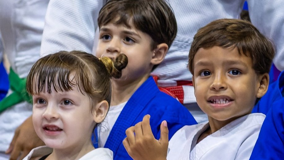 Qual a idade ideal para começar a praticar esporte na escola? FAEC orienta pais e responsáveis sobre início das atividades esportivas