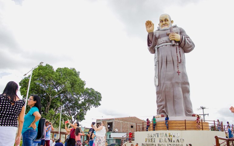 Romaria de Frei Damião inicia em 31 de maio e deve reunir milhares de romeiros em Palmeira