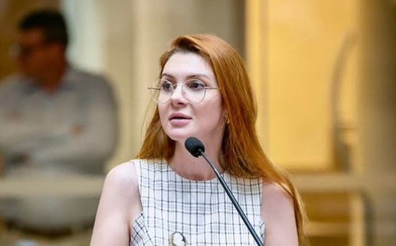 Eduardo e Carlos Bolsonaro criticam deputada de SC por falas sobre vagas ao Senado