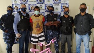 bicicleta roubada é recuperada e entregue a criança