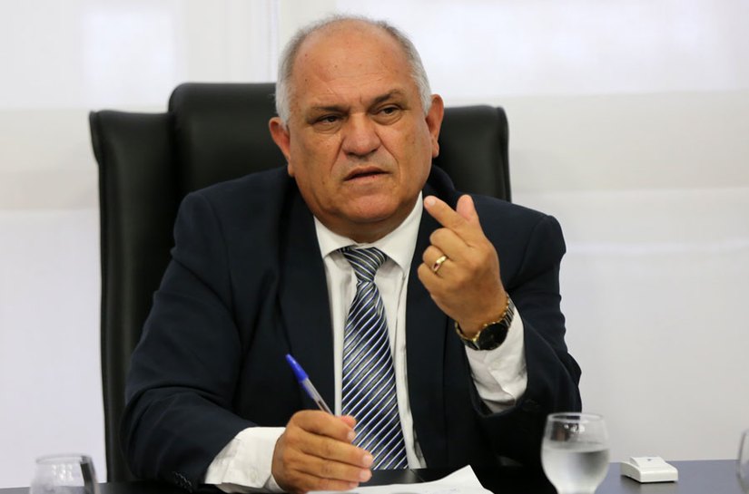 Presidente do TJ institui comissão do concurso para servidores do 1º Grau