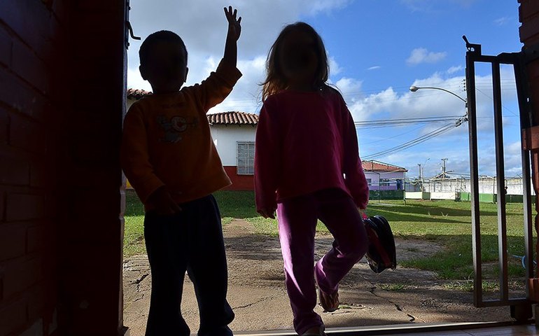 Doador aos Fundos da Criança e do Adolescente poderá escolher destino de recursos, determina lei