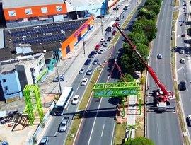 Durval de Góes Monteiro terá trecho interditado neste sábado para instalação de passarela