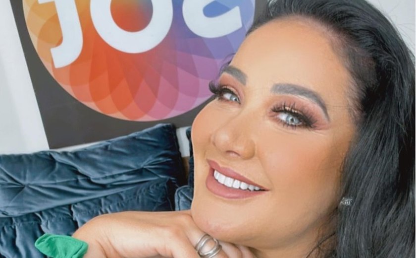 Helen Ganzarolli relembra relação com Gugu e nega romance com apresentador