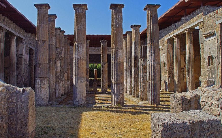 Descobrem na Itália complexo termal que teria sido parte da vila de Cícero (FOTOS)