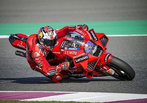 Jack Miller ganha GP da França de MotoGP em dia de pista molhada e muitas quedas