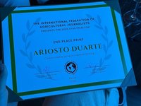 Placa concedida ao jornalista Ariosto Mesquita Duarte | Luiza Cardoso