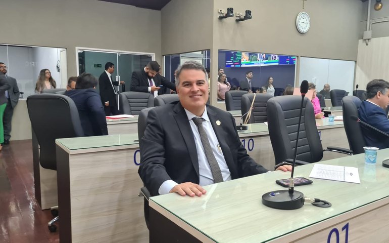 Vereador Samyr Malta faz alerta para baixo estoque de sangue no Hemoal