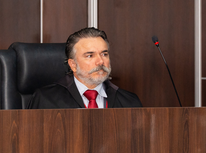 Justiça Eleitoral determina retirada de propaganda com imagem gerada por IA sem identificação