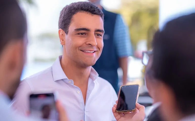 Sem oposição, JHC vai traçando o caminho da reeleição com entrega de obras em Maceió