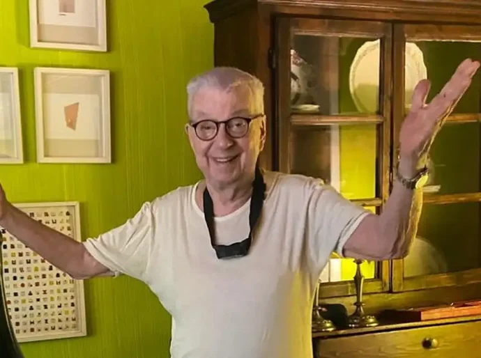 Morre, aos 83 anos, o jornalista Renato Machado