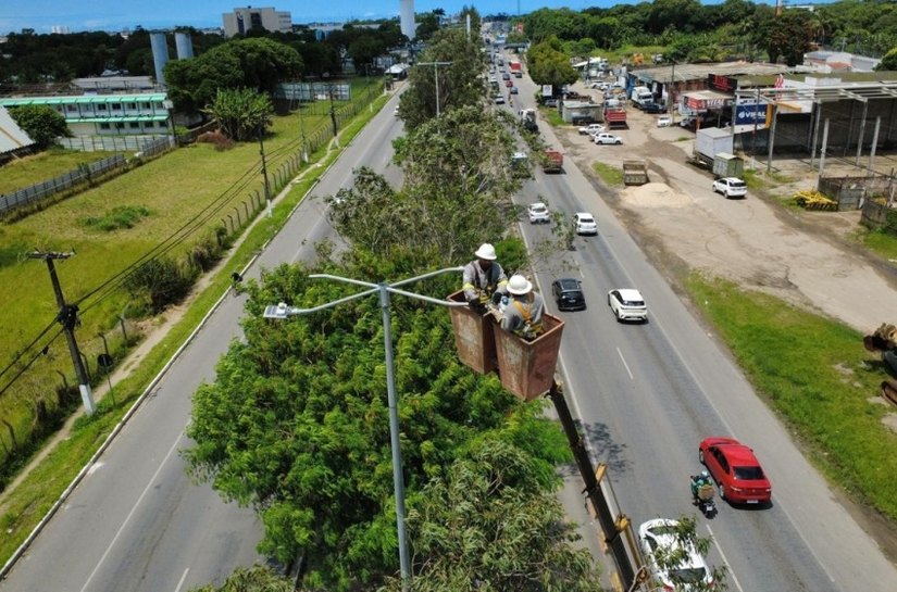 Ilumina conclui mutirão de manutenção na BR-104, entre a Ufal e o Eustáquio Gomes