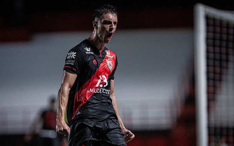 Brasileiro iguala número de De Bruyne e se torna líder de assistências no ano; saiba mais