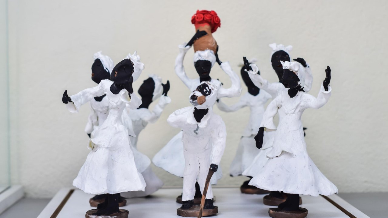 Exposição “Folclore: Cores e Ritmos' celebra a essência das manifestações folclóricas