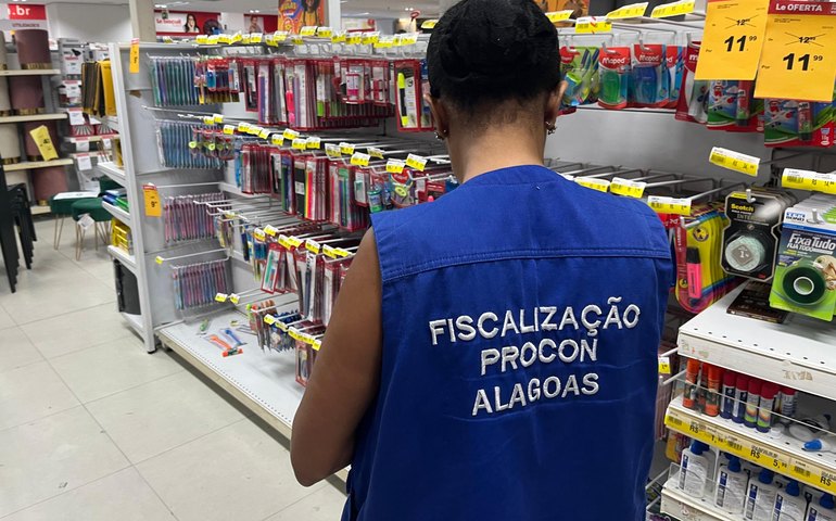 Procon Alagoas divulga resultado de pesquisa de preços em papelarias