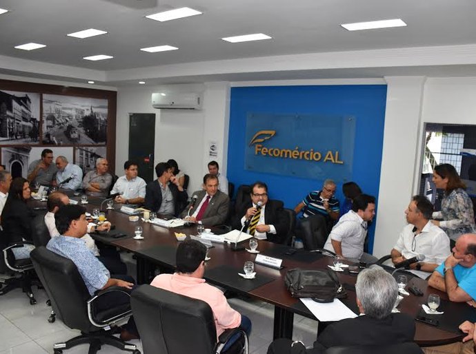 Fecomércio reúne setor e Sefaz para tratar das Feiras Itinerantes