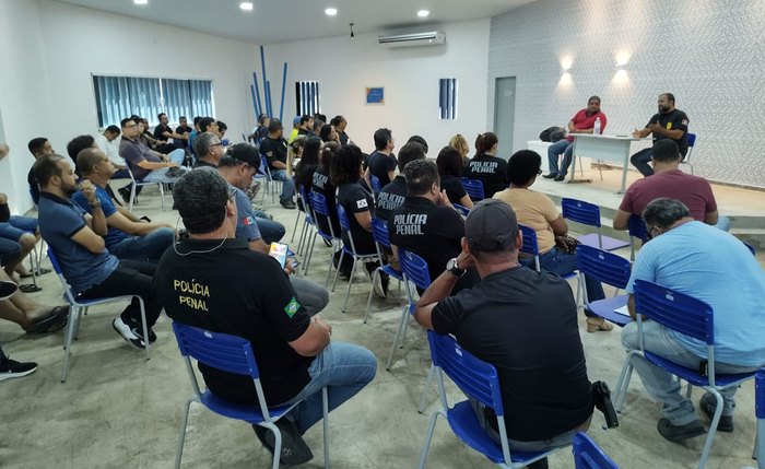 Assembleia da categoria definiu pelo ultimato após postagens nas redes sociais Assembleia da categoria definiu pelo ultimato após postagens nas redes sociais