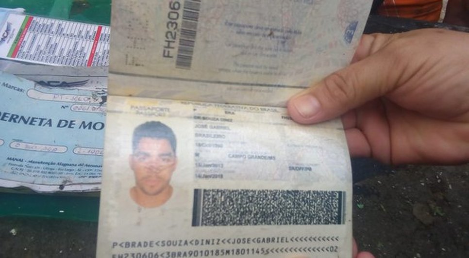 Passaporte do cantor Gabriel Diniz