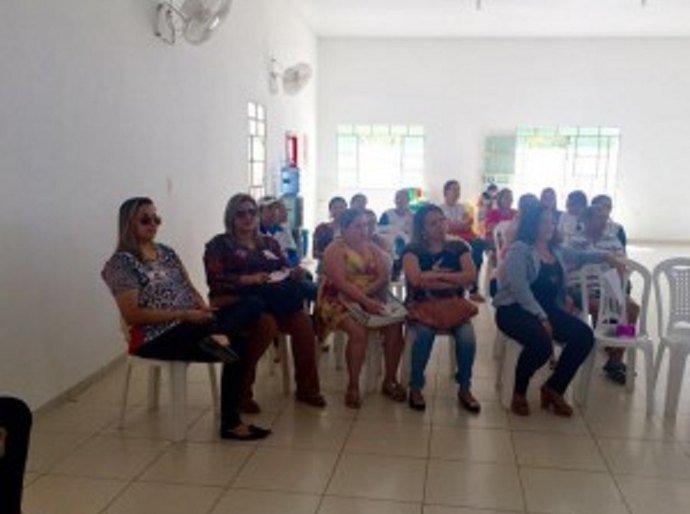 CREAS de Delmiro Gouveia: “Cuide de quem sempre cuidou de você”